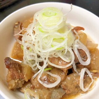 圧力鍋でトロトロお肉♪牛すじ煮込み